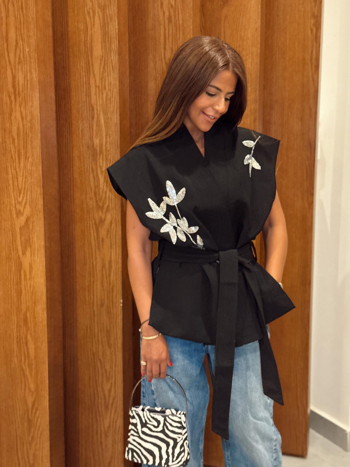 Silver flower black Vest NG312