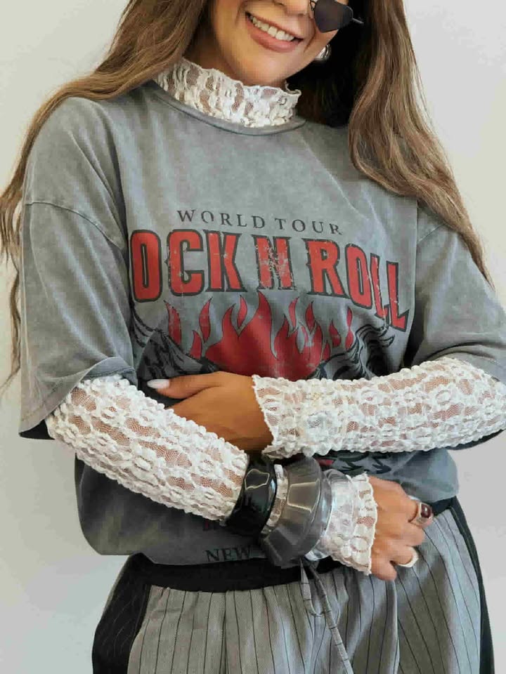 Grey T-shirt with lace NG404